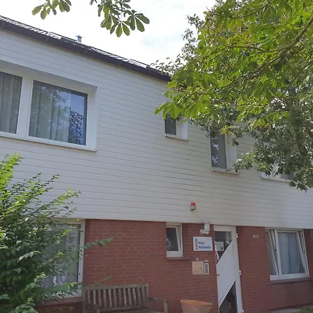 Haus Hanseatic فندق *